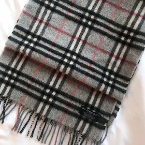 Authentic Mini Classic Check Cashmere Scarf (Grey)